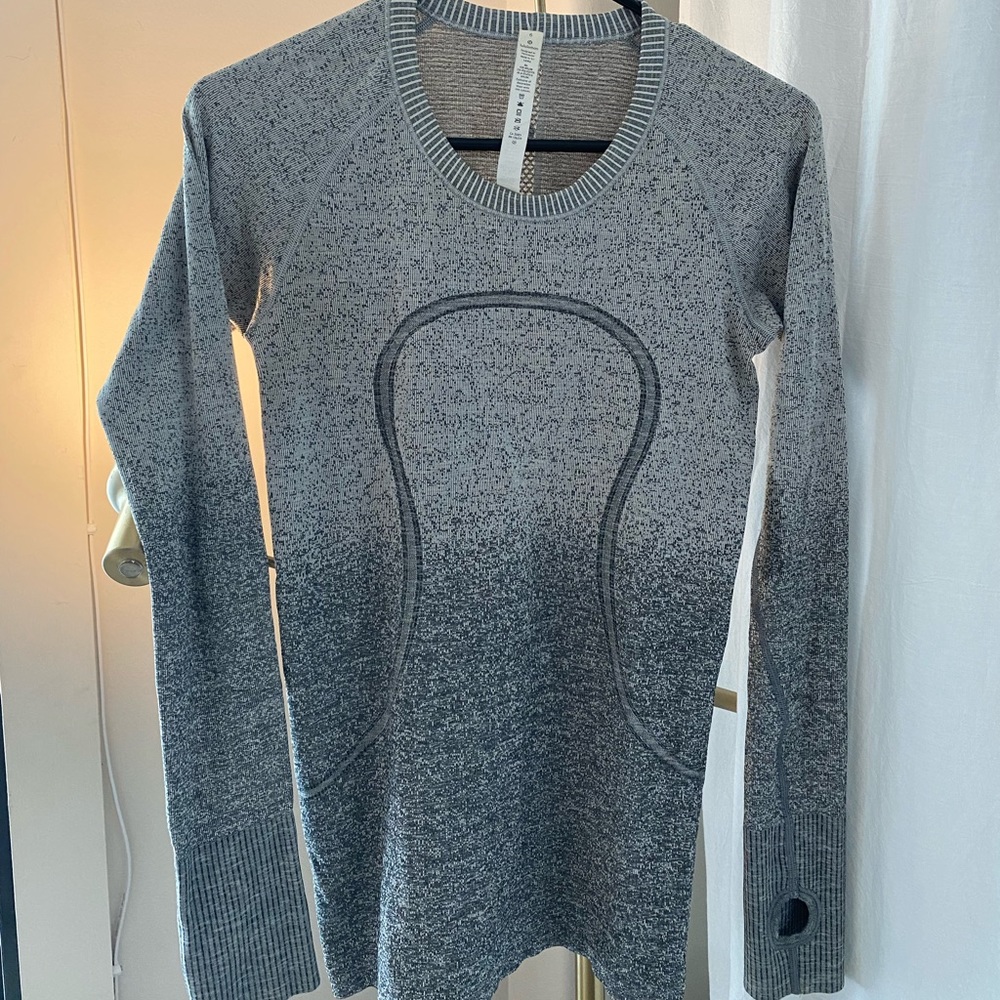 lululemon athletica Gray Ombre Long Sleeve Seam Detail Top